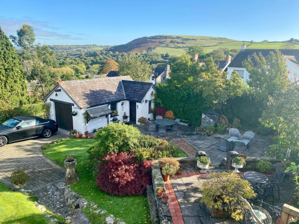 2 bedroom cottage for sale in Llanrhidian, Swansea, SA3