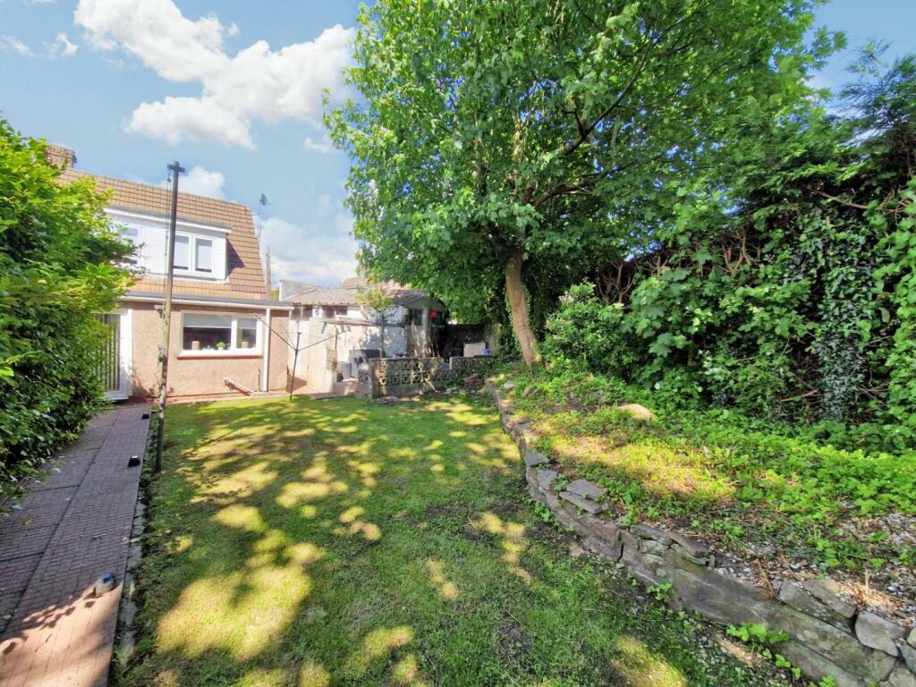 Additional property image - Park Place, Sarn, Bridgend