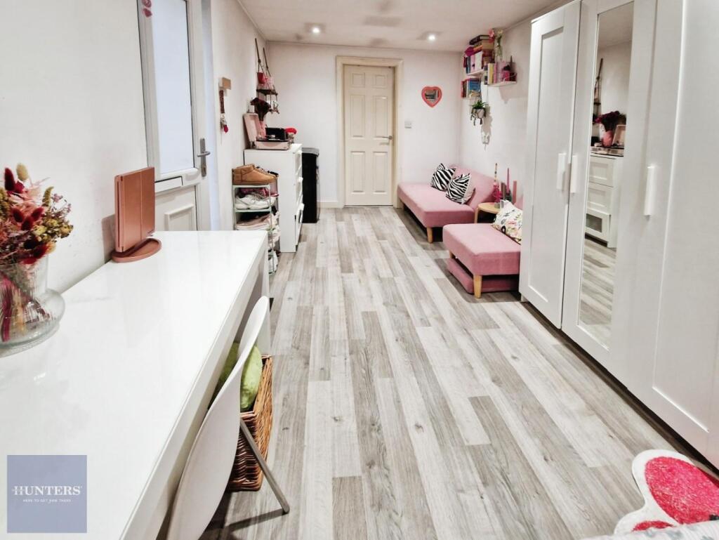 Additional property image - Dol Wen, Pencoed, Bridgend, CF35 6RS