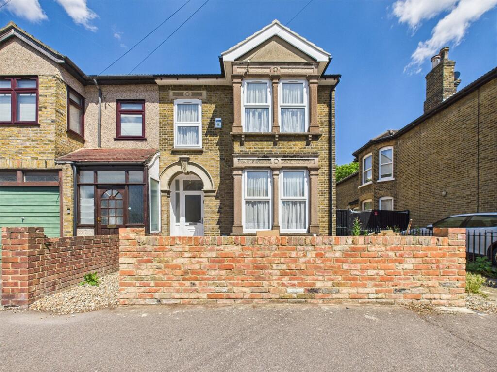 Main image of property: Manor Road, Romford, RM1