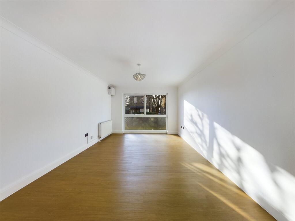 Main image of property: Princes Road, Romford, RM1