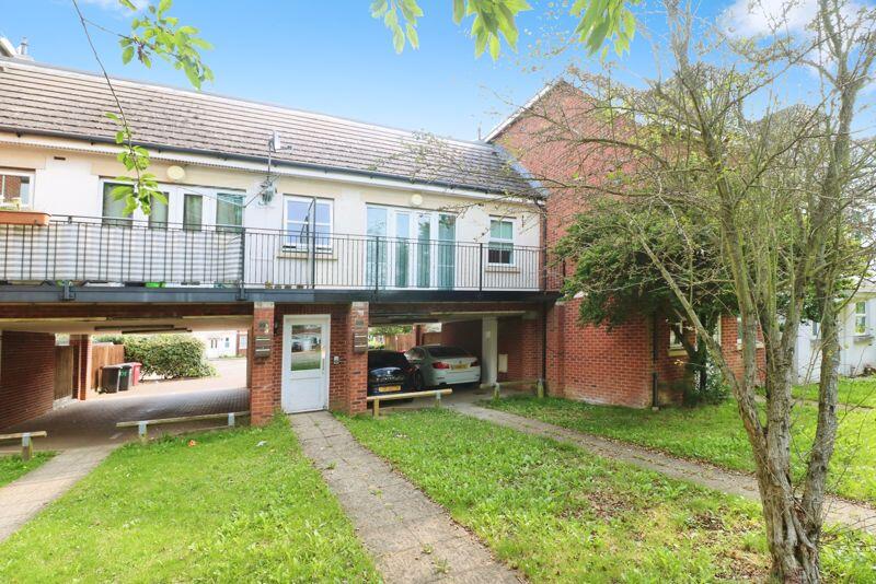 Main image of property: London Road, Langley - 2 bed - 2 bath