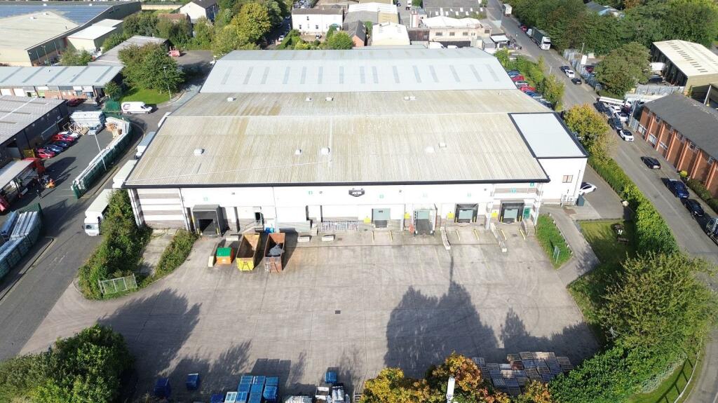 Commercial property for rent in Ravensthorpe Industrial Estate