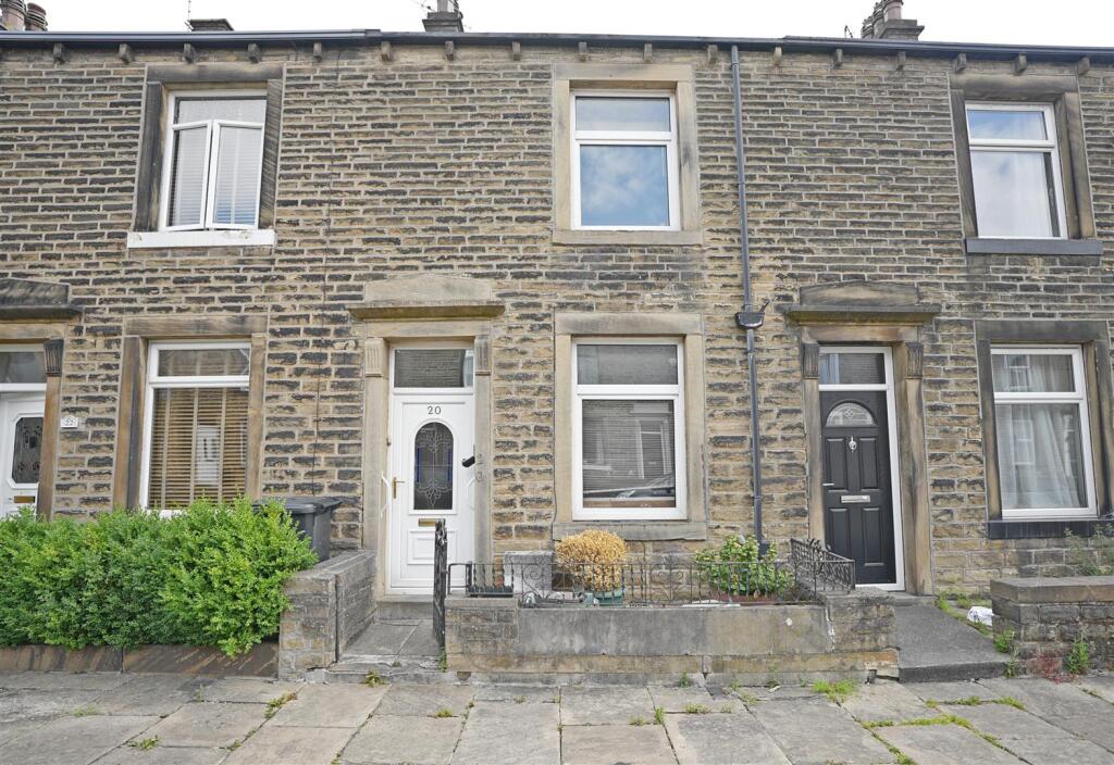 Main image of property: Kliffen Place, Halifax