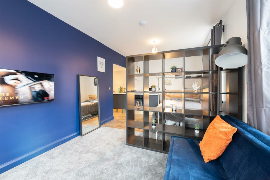 4 bedroom block of apartments for sale in Freehold Block £65,550 Pa, BS5