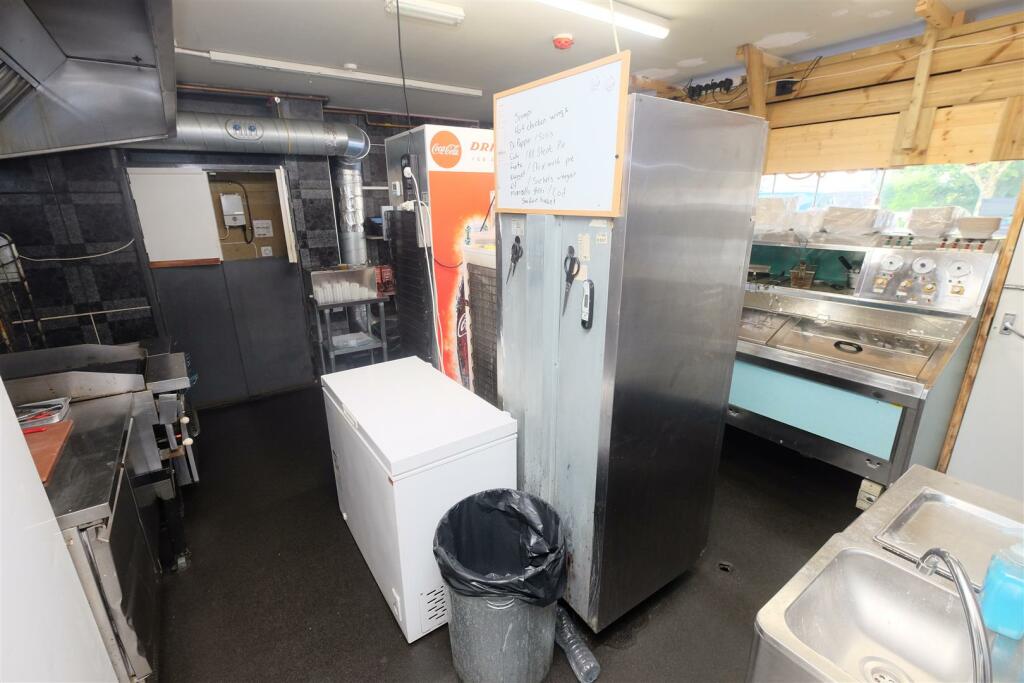 Additional property image - MIXED USE | £33,000 PA | SHIREHAMPTON