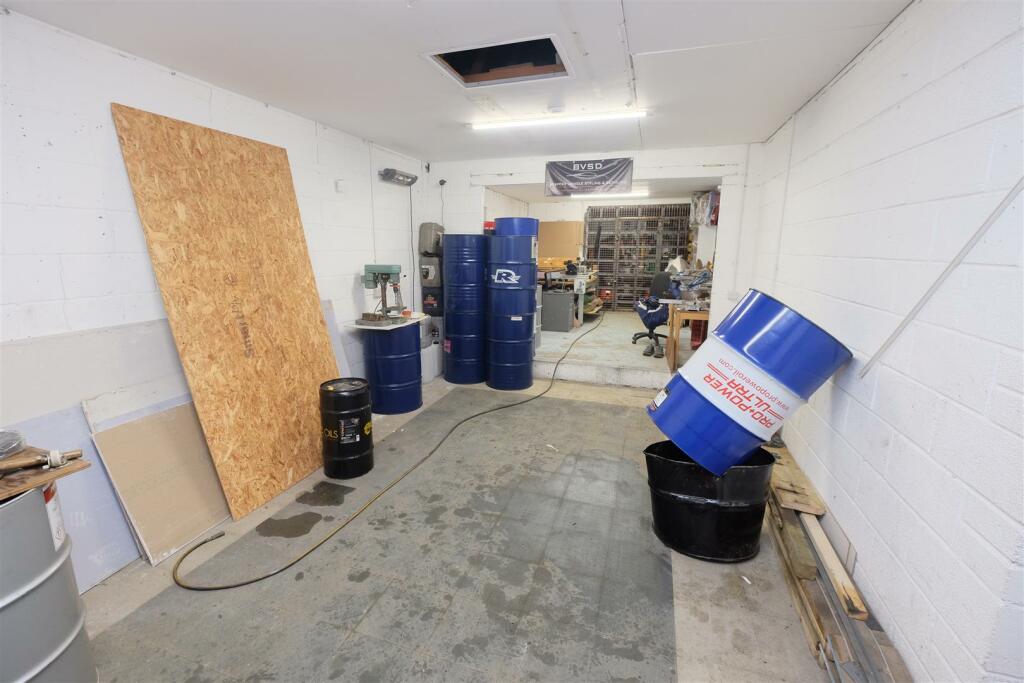 Additional property image - MIXED USE | £33,000 PA | SHIREHAMPTON