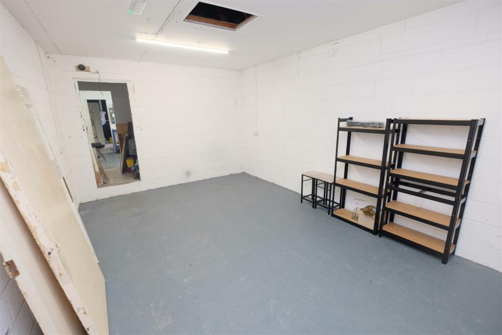Additional property image - MIXED USE | £33,000 PA | SHIREHAMPTON