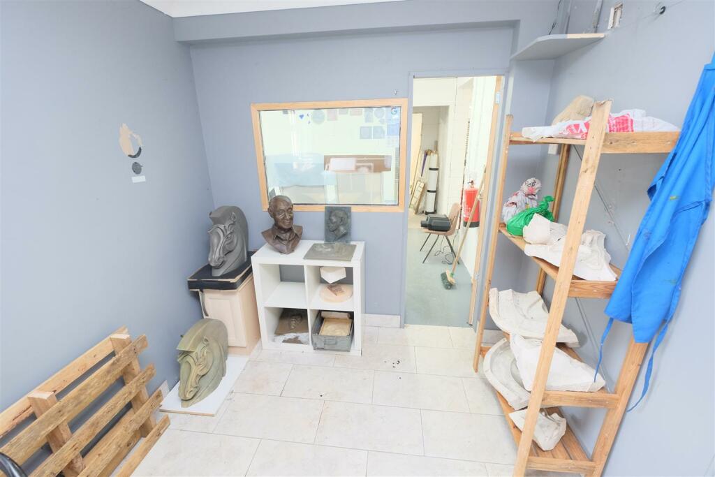 Additional property image - MIXED USE | £33,000 PA | SHIREHAMPTON