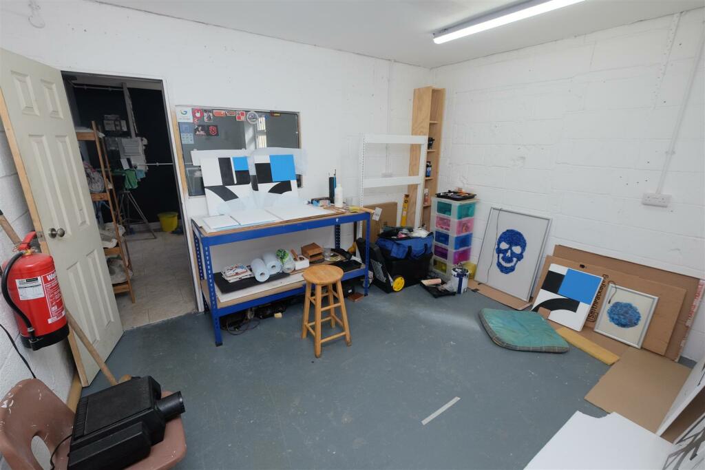 Additional property image - MIXED USE | £33,000 PA | SHIREHAMPTON