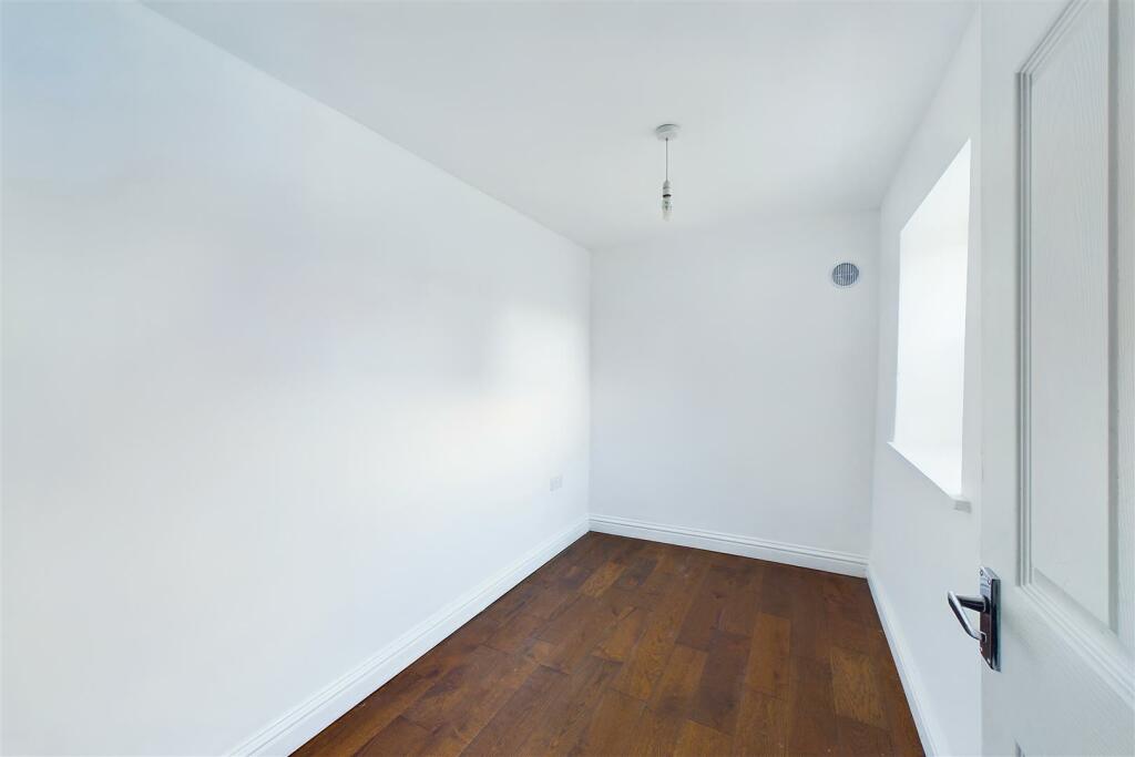 Additional property image - 2 BED FLAT | KNOWLE