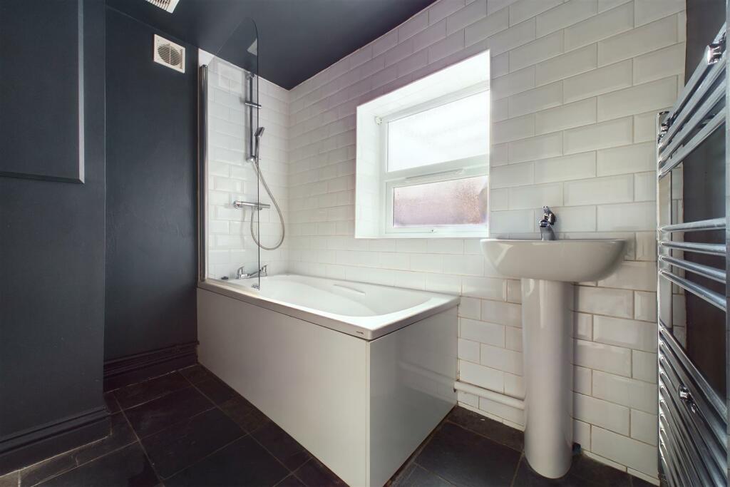 Additional property image - 2 BED FLAT | KNOWLE