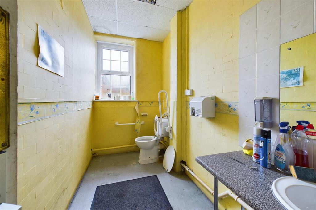 Additional property image - DETACHED | 0.4 ACES | CAERPHILLY