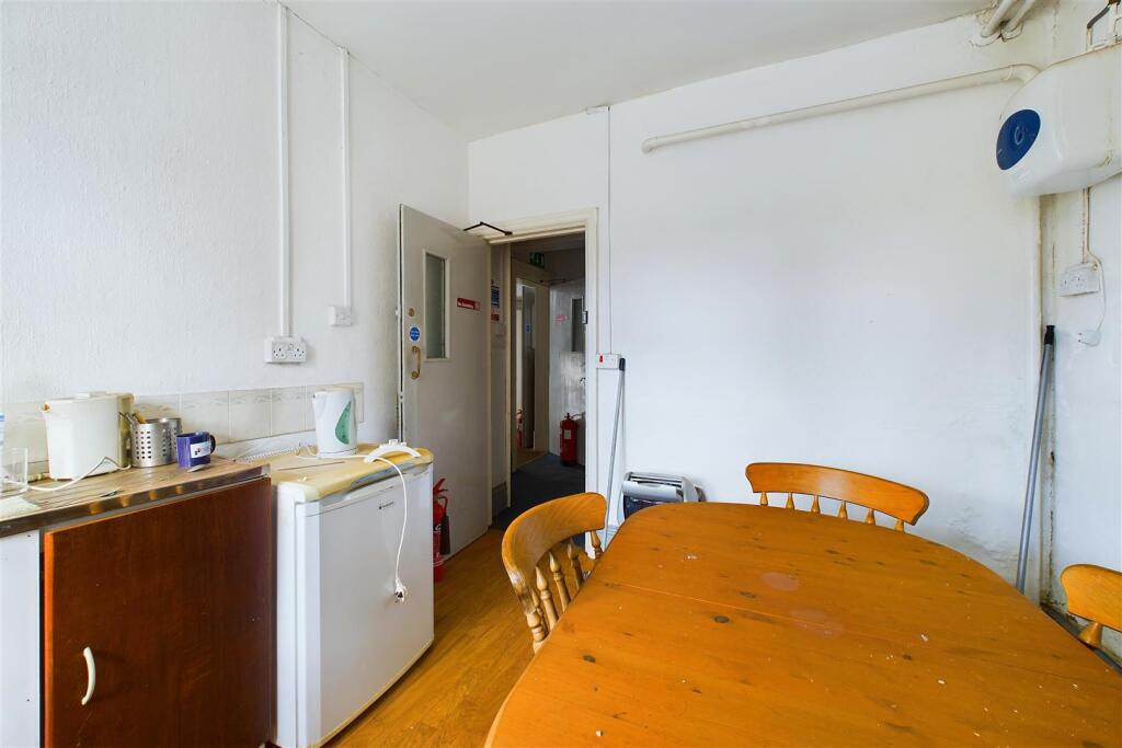 Additional property image - DETACHED | 0.4 ACES | CAERPHILLY