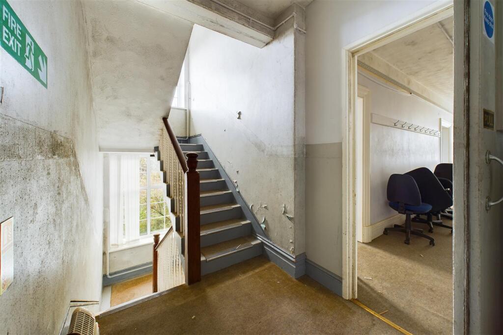 Additional property image - DETACHED | 0.4 ACES | CAERPHILLY