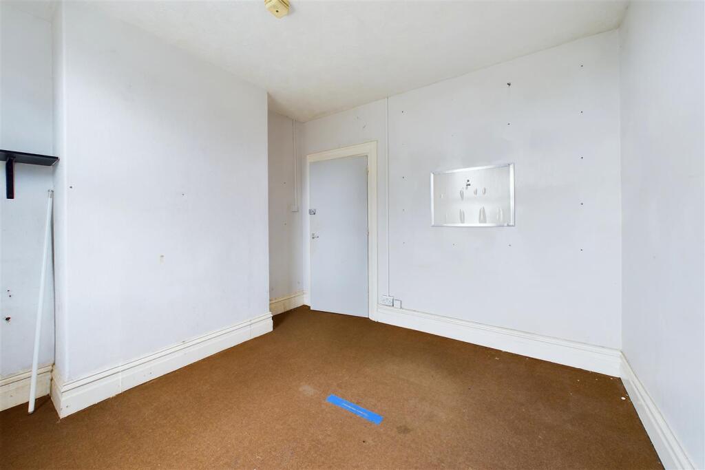 Additional property image - DETACHED | 0.4 ACES | CAERPHILLY