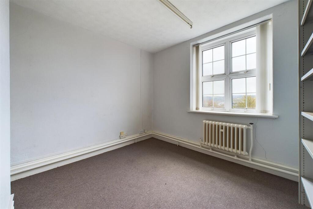 Additional property image - DETACHED | 0.4 ACES | CAERPHILLY