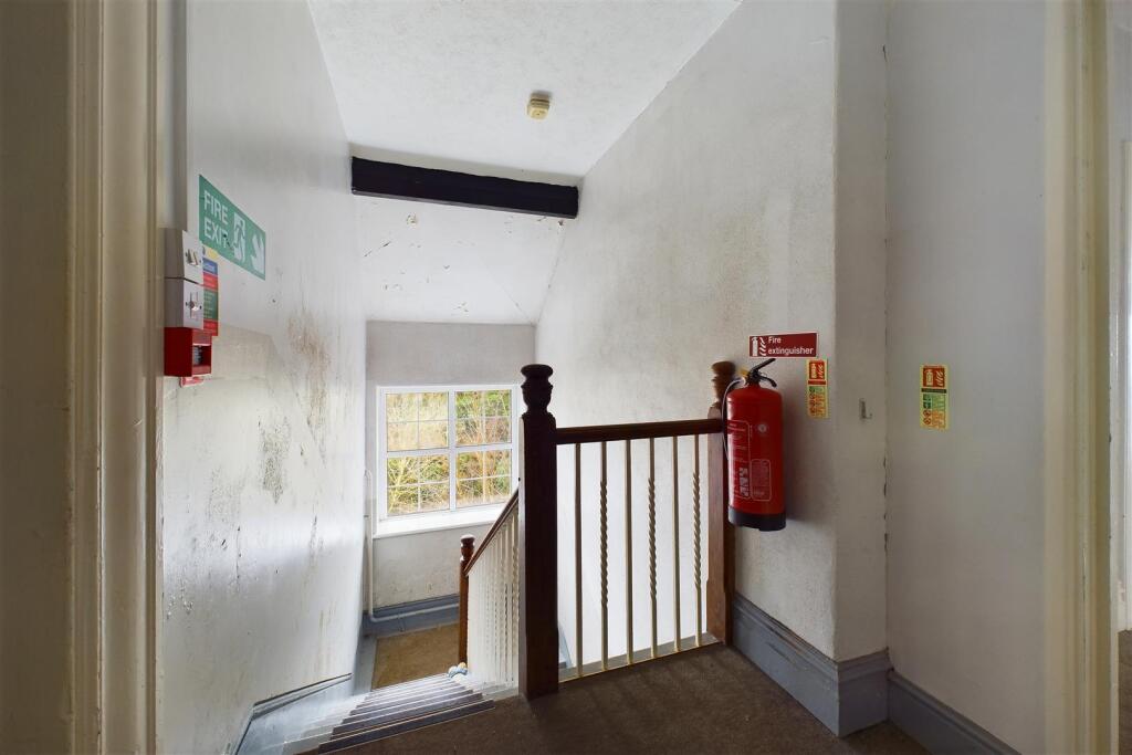 Additional property image - DETACHED | 0.4 ACES | CAERPHILLY