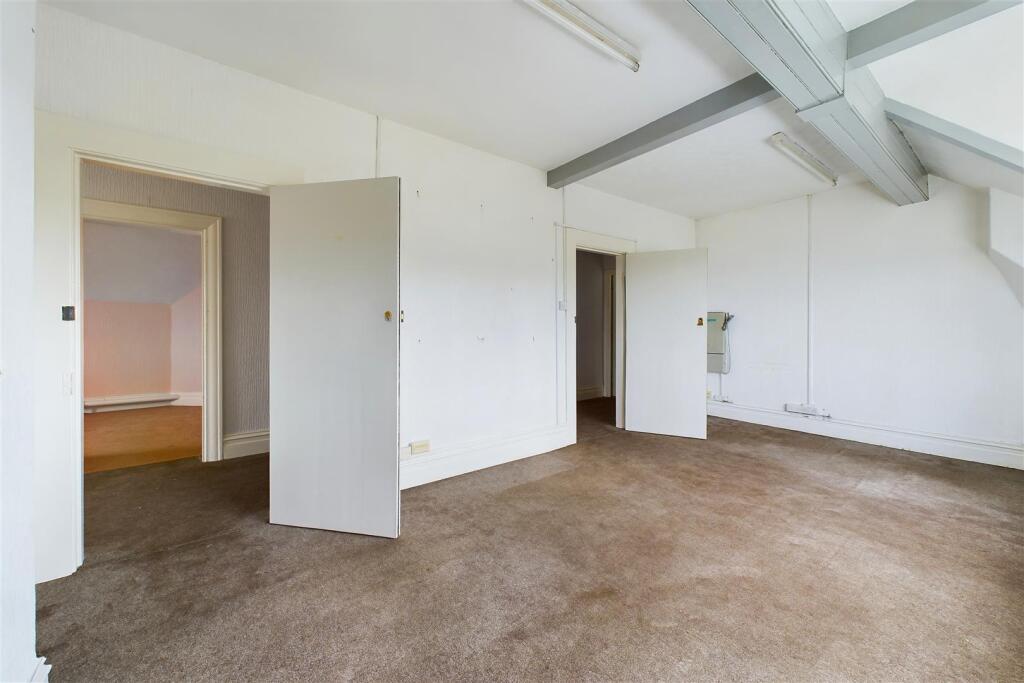 Additional property image - DETACHED | 0.4 ACES | CAERPHILLY