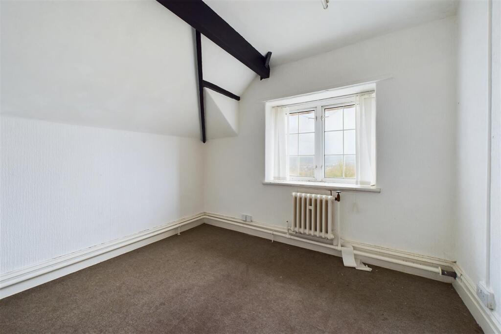 Additional property image - DETACHED | 0.4 ACES | CAERPHILLY