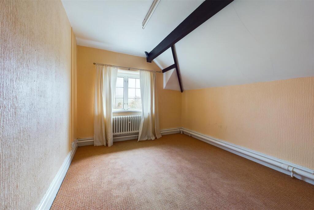 Additional property image - DETACHED | 0.4 ACES | CAERPHILLY