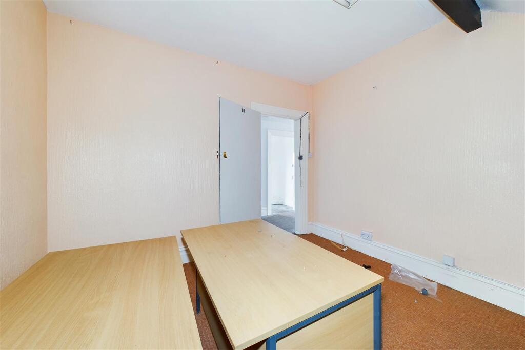 Additional property image - DETACHED | 0.4 ACES | CAERPHILLY