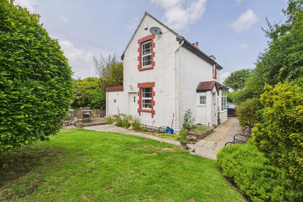 Main image of property: DETACHED | UPDATING | DUNDRY
