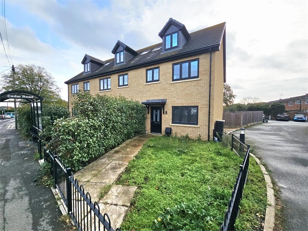 Main image of property: Hart Road, Thundersley, Benfleet,