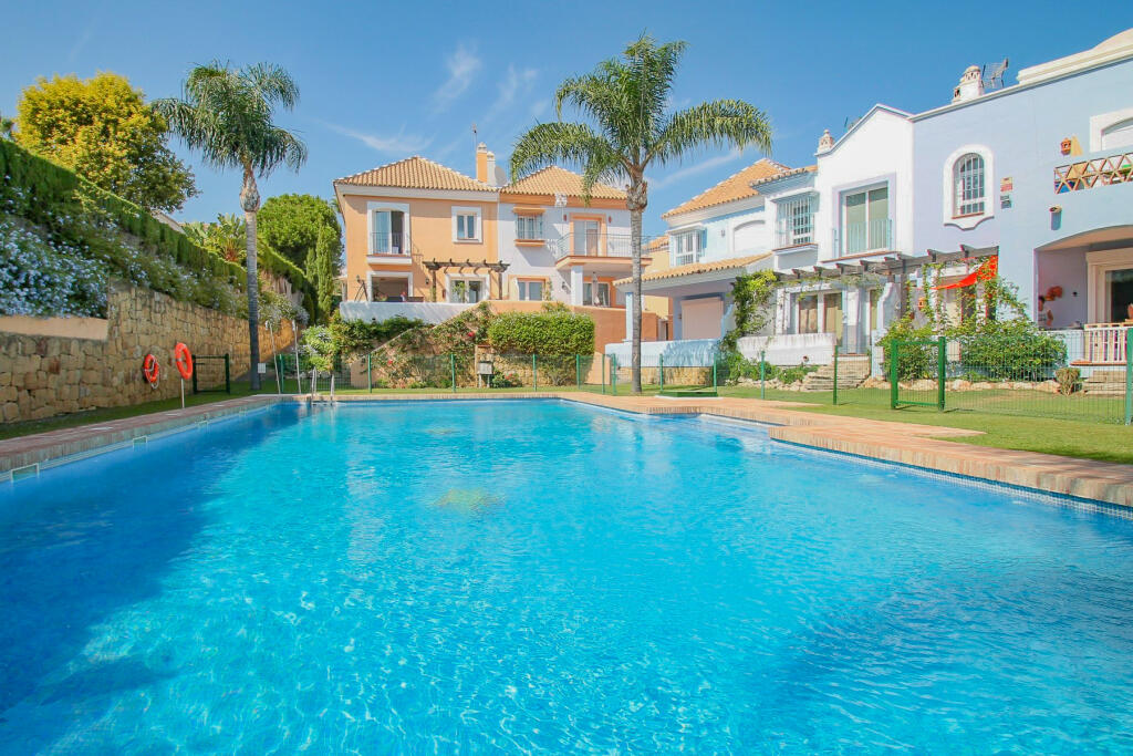 3 bedroom Town House in Andalucia, Malaga...