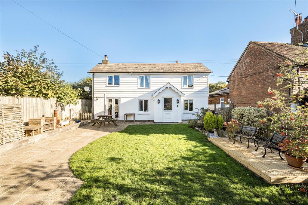 Main image of property: Three Cups, Heathfield