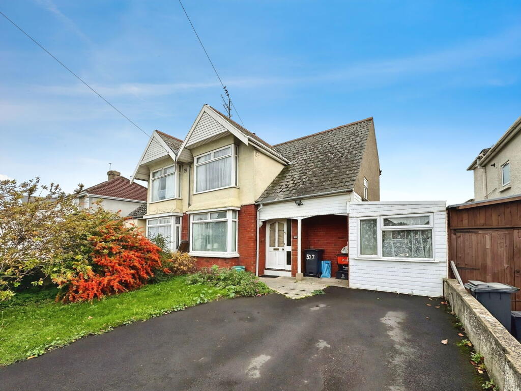 Main image of property: Cricklade Road,Swindon,SN2 7AQ