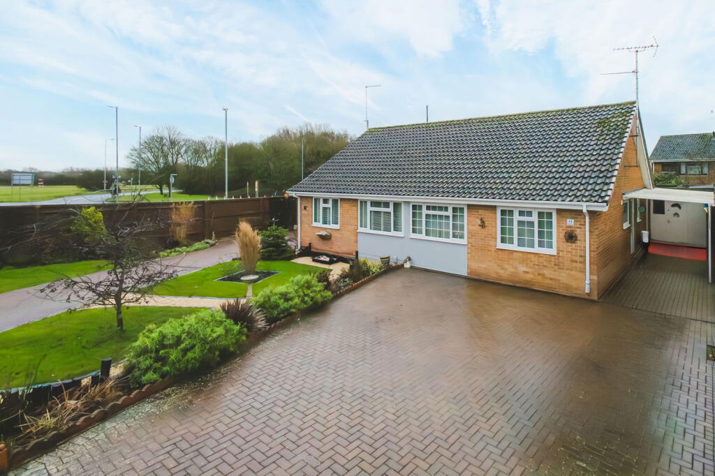 Main image of property: Constantine Close, Coleview, Swindon, SN3 4AD