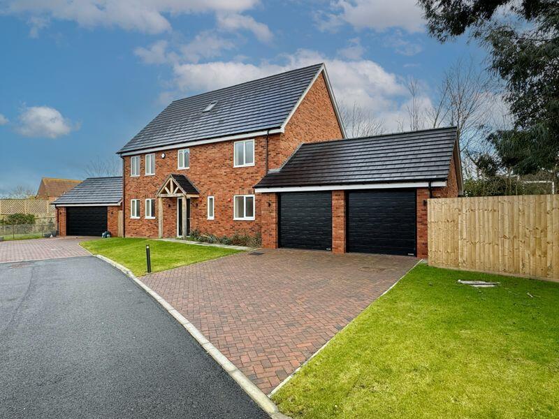 Main image of property: Lodge Close, Off Vicarage Lane, Long Bennington