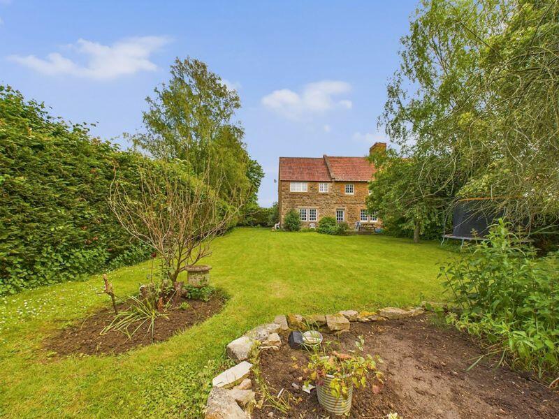 4 bedroom cottage for sale in Bridge Road, South Petherton, TA13