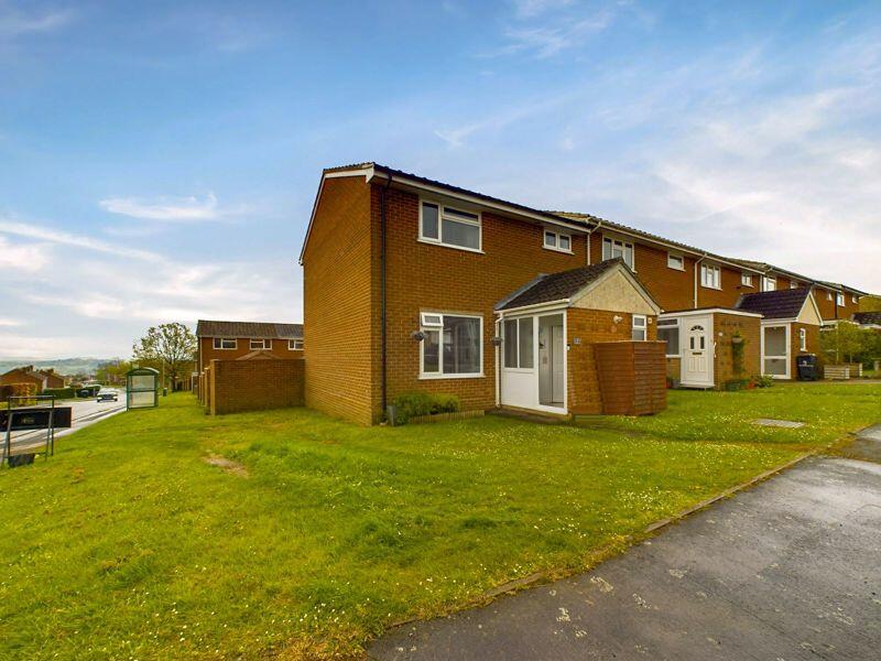 3 bedroom house for sale in 1 Henley View, Crewkerne, TA18