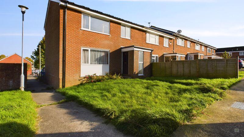 Main image of property: 31 Welbeck Road, Yeovil
