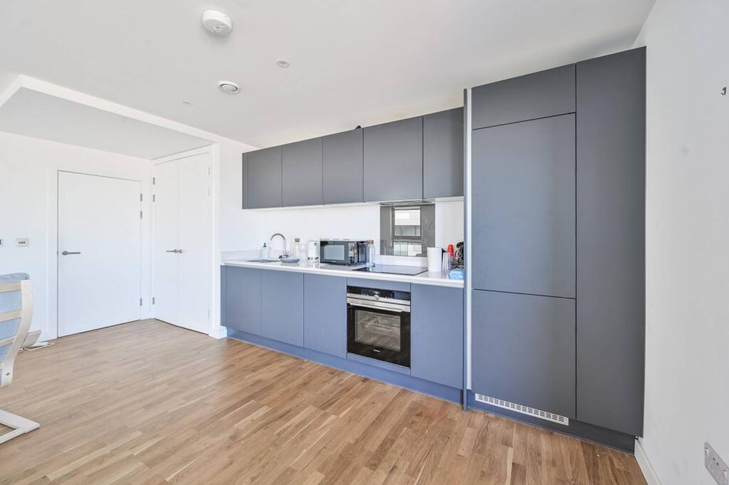 Main image of property: Hawthorne Crescent, Greenwich, London, SE10