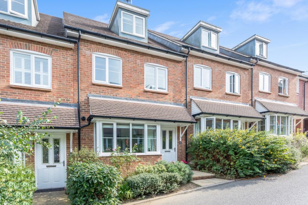 4 bedroom house for sale in Woodbine Close, Cuckfield, RH17