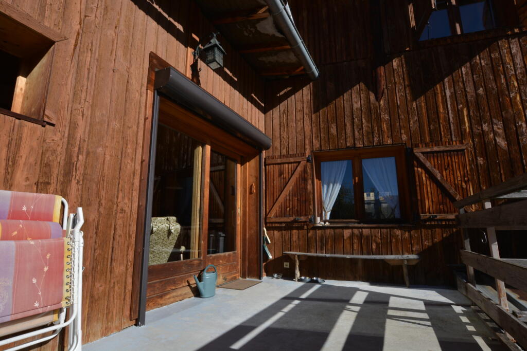 Main image of property: 73350 bozel