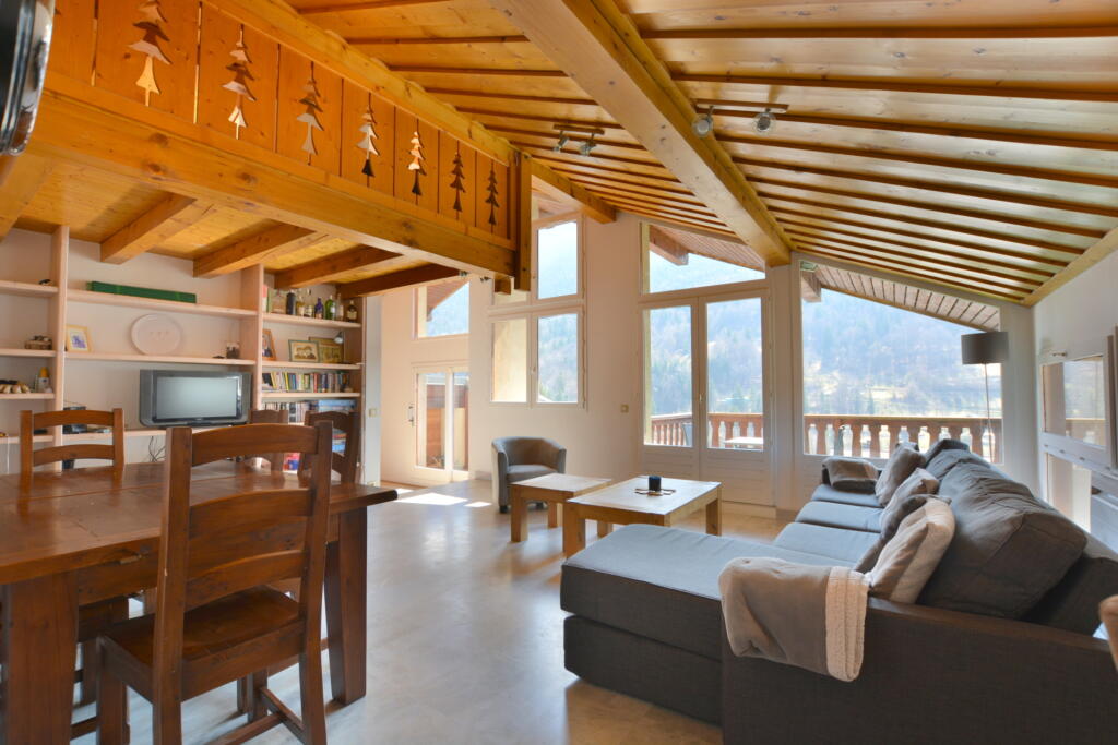 Main image of property: 73350 bozel