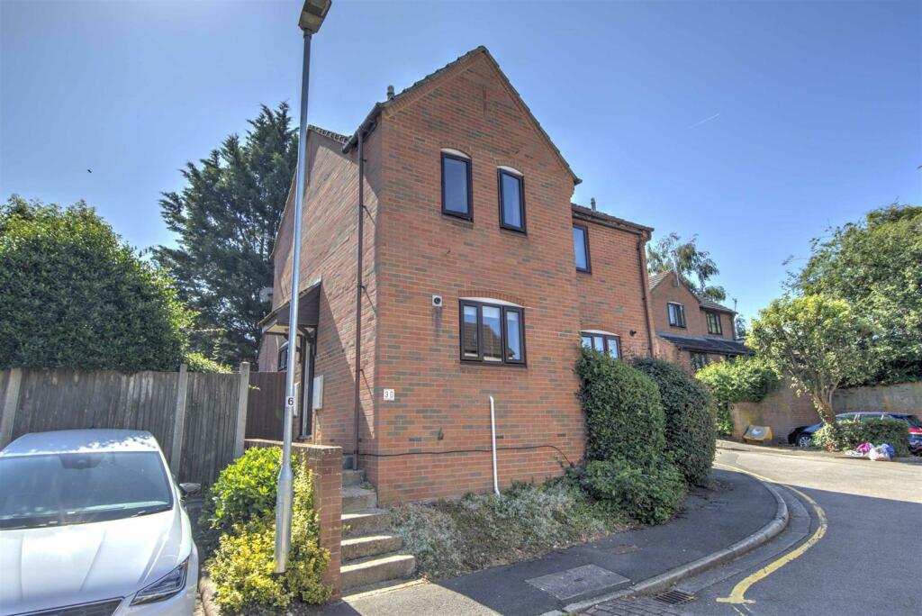 Main image of property: Fairlight Drive, Uxbridge, UB8