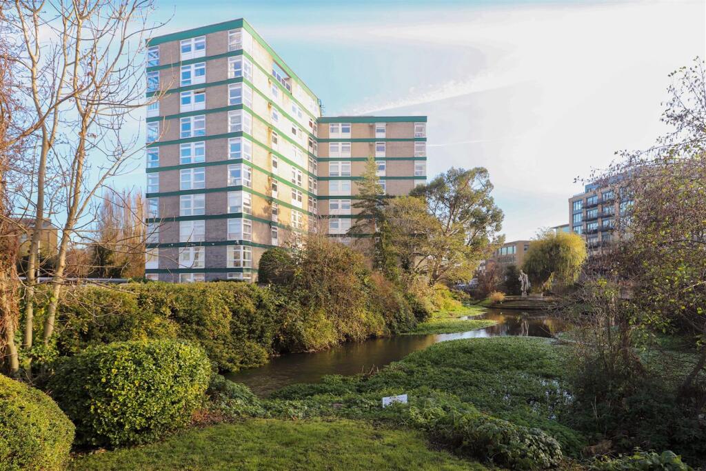 Main image of property: Oxford Road, Denham, UB9