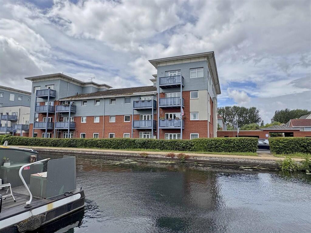 Main image of property: Wraysbury Drive, Yiewsley, West Drayton