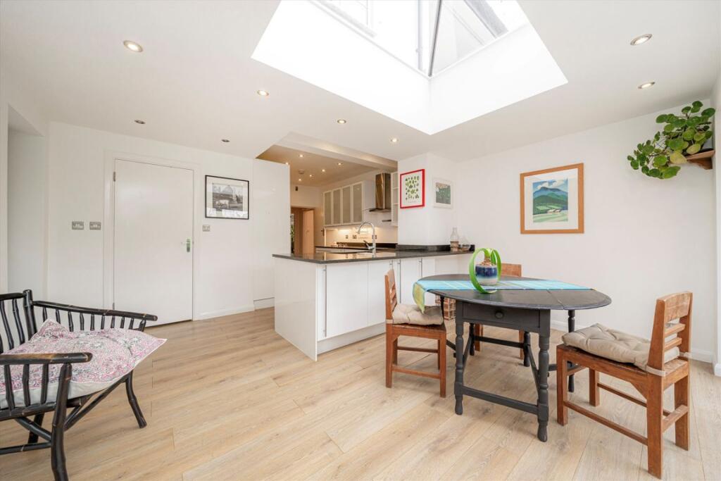 Main image of property: Park House Gardens, East Twickenham