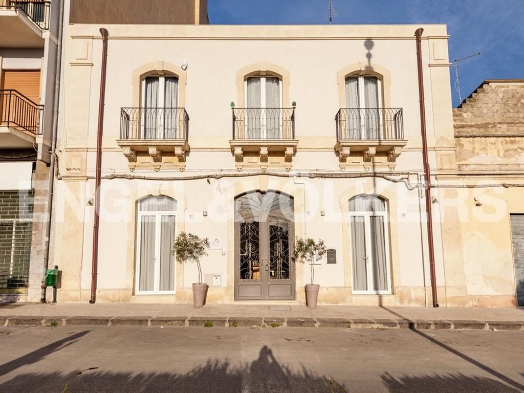 17 bedroom house for sale in Syracuse, Syracuse, Sicily, Italy