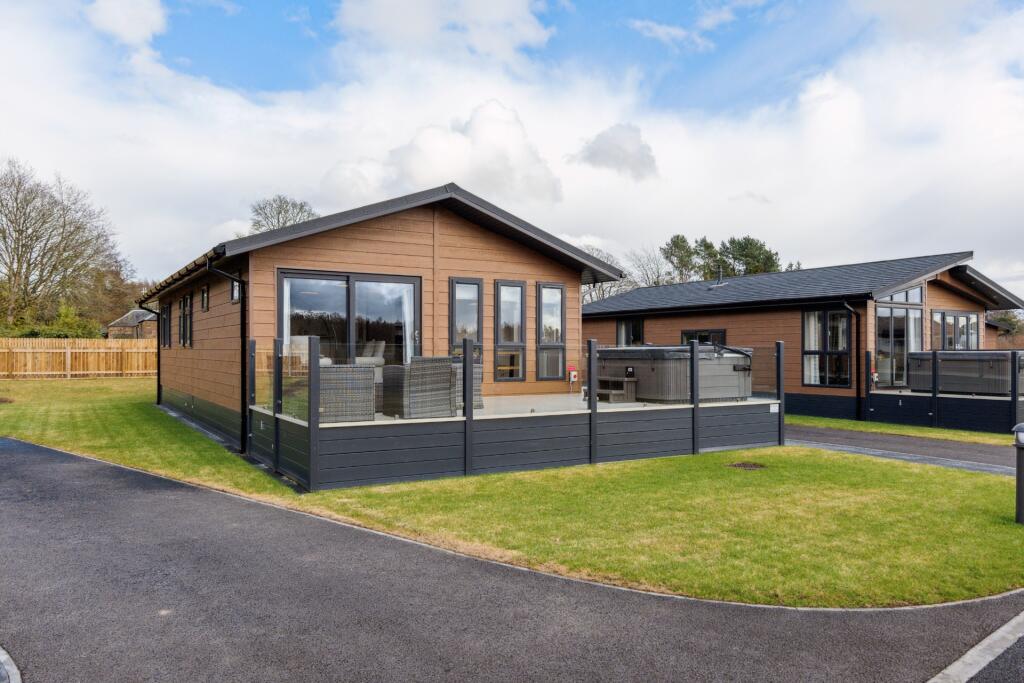2 bedroom lodge for sale in Ruthven Falls, Brigton of Ruthven, Alyth, Perthshire, PH12 8RQ, PH12