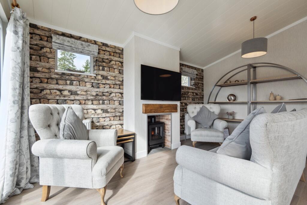 2 bedroom lodge for sale in Ruthven Falls, Brigton of Ruthven, Angus
