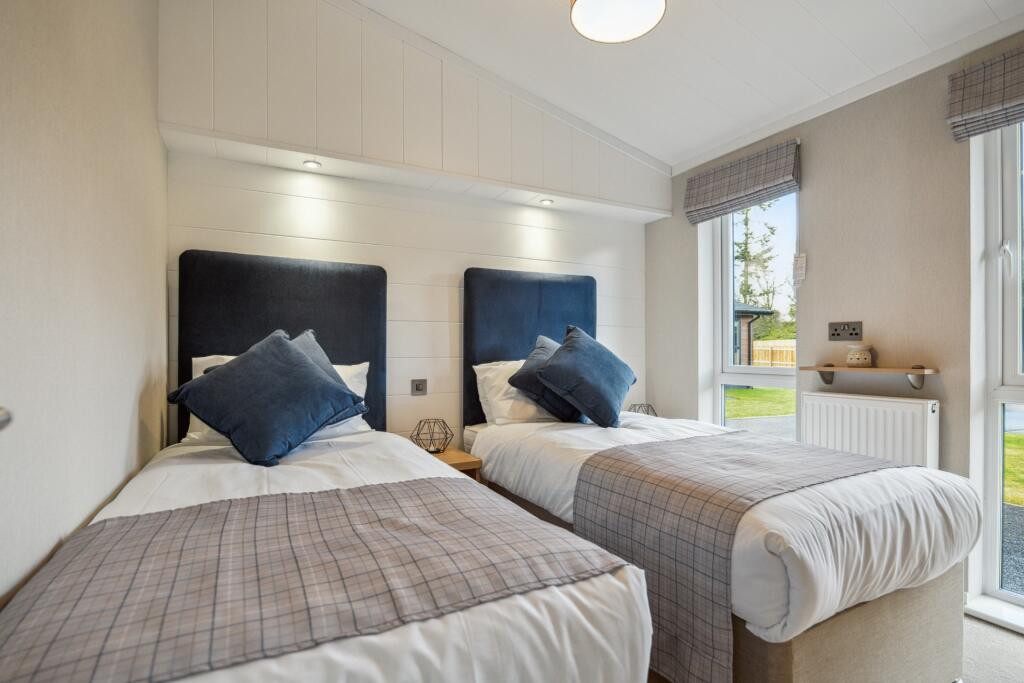 2 bedroom lodge for sale in Ruthven Falls, Brigton of Ruthven, Alyth