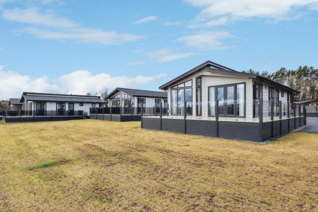 2 bedroom lodge for sale in Ruthven Falls, Brigton of Ruthven, Alyth