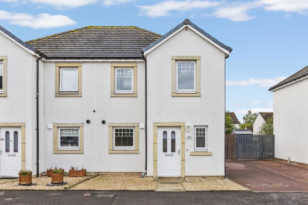 3 bedroom semi-detached house
